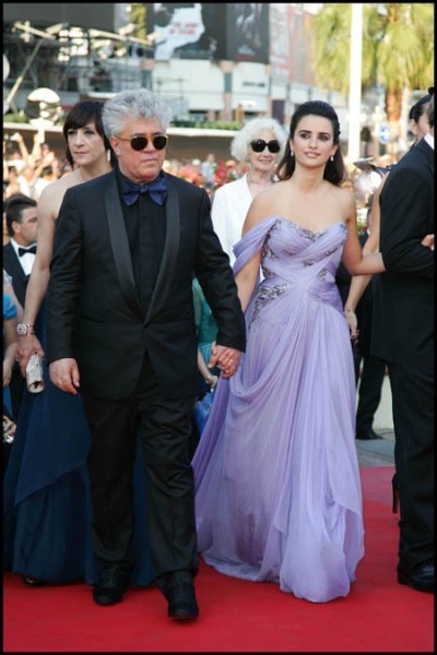 Cannes 2009 Pedro Almodovar Con Penelope Cruz Splendida Diva Del Suo Los Abrazos Rotos 117617