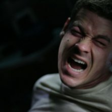 Henry Garrett è Mathew nel film Visions