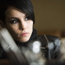 Noomi Rapace in una scena di Uomini che odiano le donne