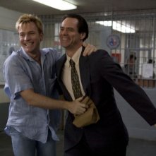 Ewan Mcgregor E Jim Carrey In Un Immagine Del Film I Love You Phillip Morris 117825