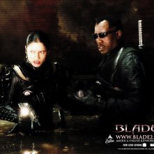 Un wallpaper del film Blade II con Wesley Snipes e Leonor Varela
