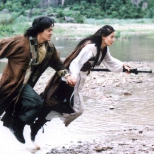 Lee Seo-jin e Yoon So-yi in un'immagine del film Il potere della spada