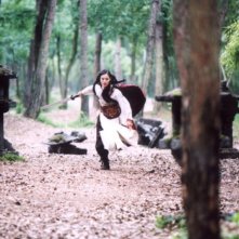 Yoon So-yi in una sequenza de Il potere della spada