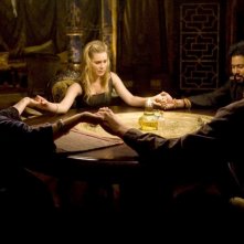 Alison Lohman e Dileep Rao in un'immagine dell'horror Drag Me to Hell