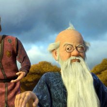 Artie parla con Merlino in una scena del film Shrek Terzo