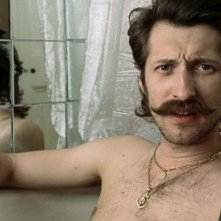 Eugene Hutz in un'immagine del film Sacro e profano