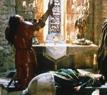 Gary Oldman e Winona Ryder in una sequenza di Dracula di Bram Stoker