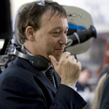 Il regista Sam Raimi sul set del film horror Drag Me to Hell