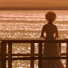 Michelle Pfeiffer in una sena del film L'età  dell'innocenza