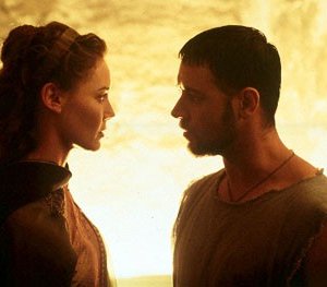 Connie Nielsen e Russel Crowe in una scena del film Il Gladiatore