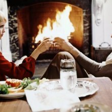 Mia Farrow con John Cassavetes in una scena del film Rosemary's baby - Nastro rosso a New York