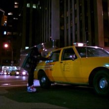 Una scena del film Taxisti di notte (1991)