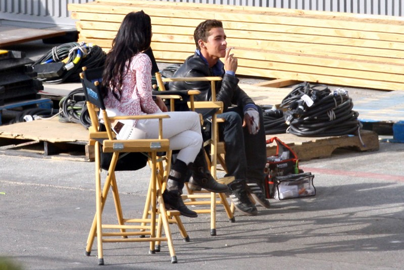 Megan Fox E Shia Labeouf In Un Momento Di Relax Sul Set Di Transformers La Vendetta Del Caduto 118993