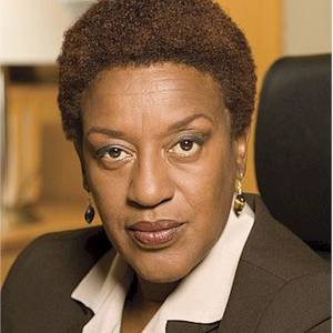 una foto di CCH Pounder