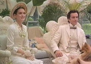 Daniel Day Lewis con Winona Ryder in una scena del film L'età dell'innocenza
