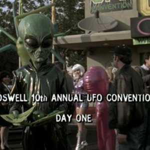 Il decimo anniversario della 'Ufo Convention' a Roswell nella serie tv Roswell