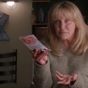 Mary Ellen Trainor nella puntata 'Ricordi' di Roswell