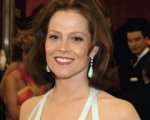 Ancora alieni per Sigourney Weaver