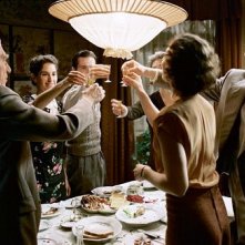 Adrien Brody, Frank Finlay, Maureen Lipman, Jessica Kate Meyer, Julia Rayner e Ed Stoppard ne Il Pianista