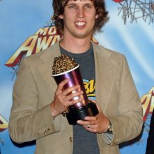 Jon Heder vincitore dei premi come 'Migliore Rivelazione Maschile' e 'Migliore Performance Musicale' agli MTV Movie Awards 2005