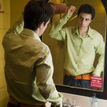 Josh Zuckerman è il protagonista della commedia Sex Movie in 4D