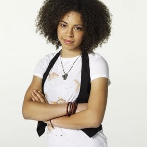 Hannah Hodson in una foto promozionale della serie TV Hawthorne