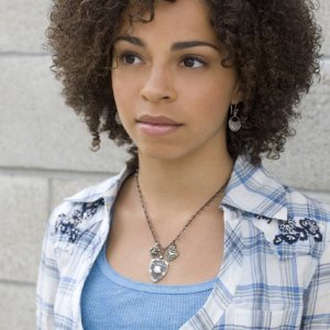 Hannah Hodson nel pilot della serie TV Hawthorne