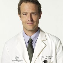 Michael Vartan in una foto promozionale della serie TV Hawthorne