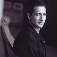 Un wallpaper di Sasha Roiz
