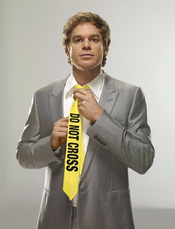Una Foto Promo Con Cravatta Do Not Cross Per Michael C Hall Nella Season 3 Di Dexter 120254