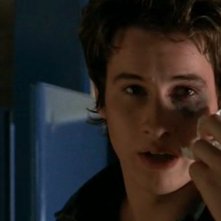 Brendan Fehr è Michael nell'episodio 'Independence Day' di Roswell