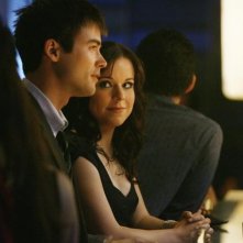 Matt Long E Tina Majorino In Una Scena Della Serie The Deep End 120451
