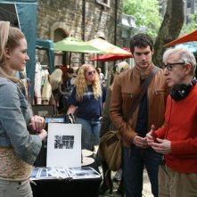 Evan Rachel Wood, Henry Cavill e il regista Woody Allen sul set del film Whatever Works