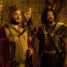 Jack Black, Michael Cera e David Cross in una scena del film Year One