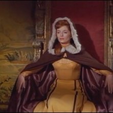 Barbara Shelley in una scena del film Lo sguardo che uccide