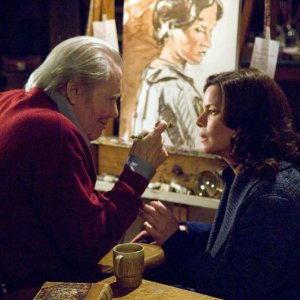 Peter O'Toole con Marcia Gay Harden in una scena del film 'The Christmas Cottage'