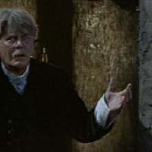 Thorley Walters è il pazzo Ludwig nel film Dracula principe delle tenebre