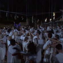 Charles Gray in una scena del film The Devil Rides Out