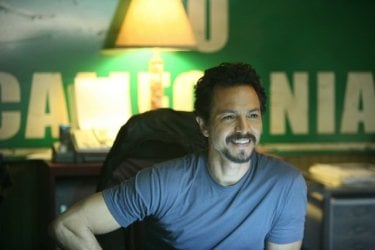 Benjamin Bratt in una scena di The Cleaner