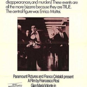 La locandina di Il caso Mattei