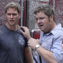 Michael Lombardi e John Scurti in una scena dell'episodio Sheila di Rescue Me