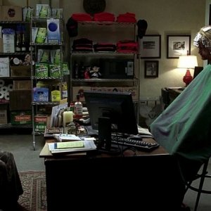 Nelsan Ellis, Kristin Bauer e Alexander Skarsgård in un'immagine dell'episodio 'Keep This Party Going' della seconda stagione di True Blood