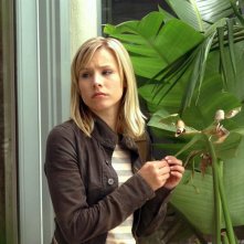 Kristen Bell in una scena dell'episodio 'Padre innamorato' della serie Veronica Mars