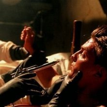 Steve Burton in una scena della serie Taken