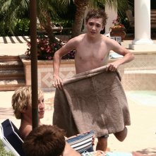 Logan (Jason Dohring), Dick (Ryan Hansen) e 'Beaver' (Kyle Gallner) nell'episodio 'Normalità' della serie Veronica Mars