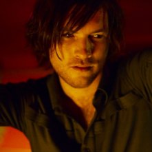 Sam Worthington in una scena del film Macbeth