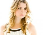 Joanna Garcia nel cast di Gossip Girl