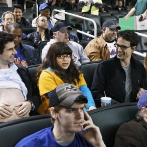 Daniel Eric Gold, Christopher Gorham ed America Ferrera nel doppio finale della terza stagione di Ugly Betty
