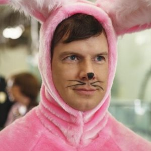 Eric Mabius nell'episodio Rabbit Test di Ugly Betty