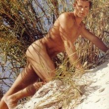 Una Foto Del Modello E Attore Trevor Donovan Nudo 122926